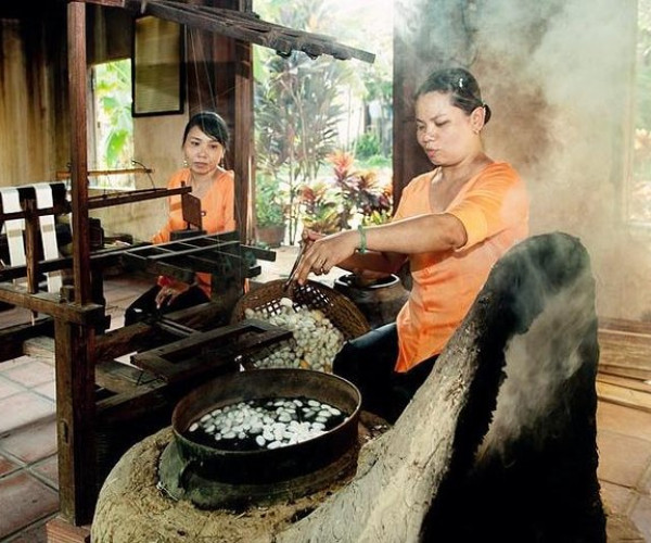 Lụa